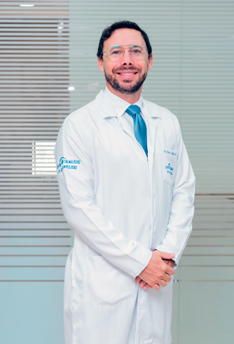 Dr. Hermes Campuzano